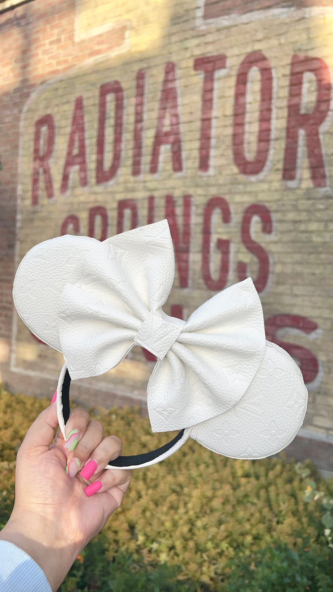 Pink and White Louis V Minnie Ears, Designer Minnie Ears – mayrafabuleux