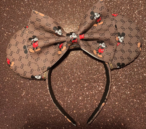 Minnie Mouse Designer Ears 🎡 Check these out 😍 . . . #disneyland  #customears #lvfabric #luxury #disneyears #designermou…